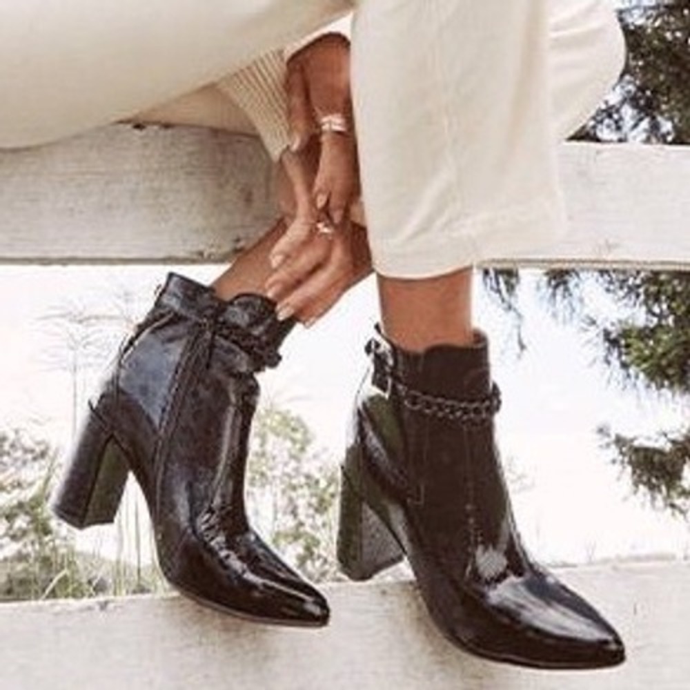 NWOB‎ FRANKIE4 Black Patent Leather Maisie Heeled Ankle Boots